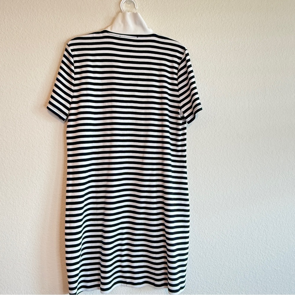 🌟 Tommy Hilfiger Striped Polo Dress – Preppy Heart Charm Vibes! 🌟 - Picture 12 of 16
